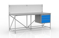 Dílenský stůl s perfopanelem šířky 2000 mm, 24040839