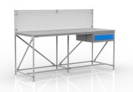Dílenský stůl s perfopanelem šířky 2000 mm, 24040837